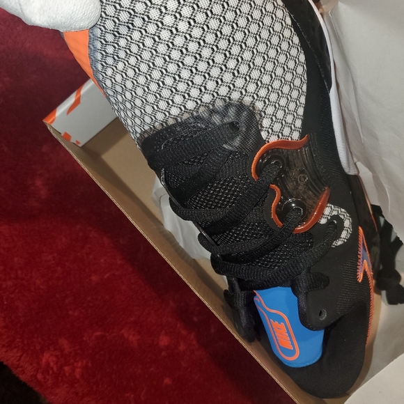 NEW IN BOX Nike Mens Renew Elevate 2 Hoop Shoes TPU Swoosh Multiple Sizes - Picture 4 of 13